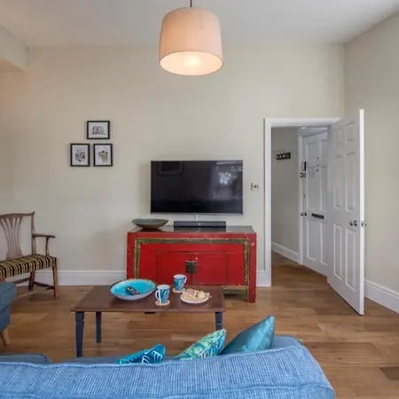 Semesterbostad Spencer House *